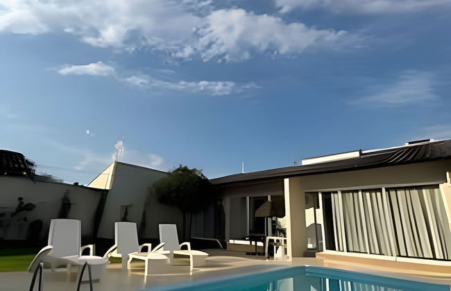 Casa com piscina 5 suites 1 quarto e AC - Foto 32