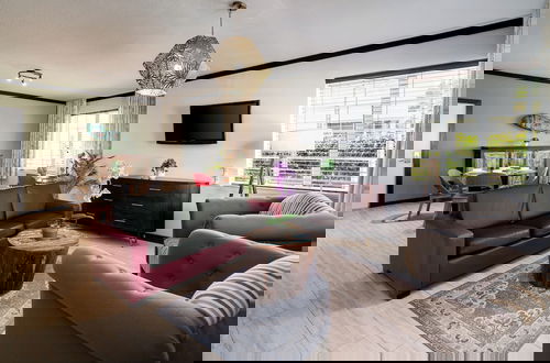 Photo 14 - Tradewinds Apartment Hotel