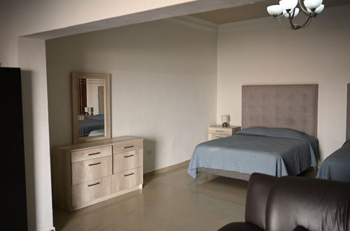 Photo 5 - Room in Lodge - Spacious Apartment for 2 People