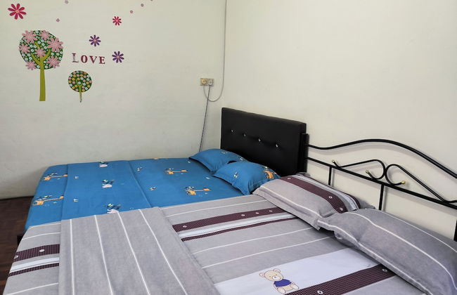 H Homestay - Semi D 1000Mbps (1Gbps) Wifi, Astro & Private Parking - Photo 5