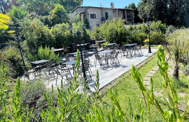 Spoleto Poolside - apt Sleeps 4 on Beautiful Campus - 1 km max Spoleto Central - Foto 42