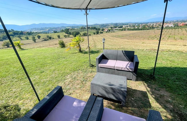 Spoleto Poolside - apt Sleeps 4 on Beautiful Campus - 1 km max Spoleto Central - Foto 36