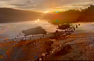 Photo 3 - Lakehouse w Private Beach Bar Lg Deck Dock