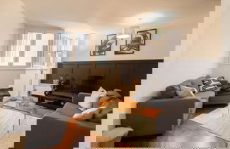 Photo 2 - Host Stay Metropolitan House Apartment