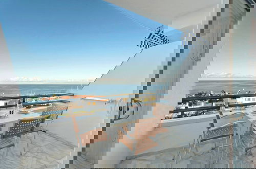 Foto 14 - Apartamento Over The Ocean