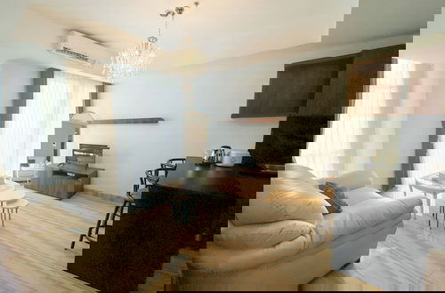 Foto 12 - Best Value and Comfortable Living 2BR at Grand Sungkono Lagoon Apartment