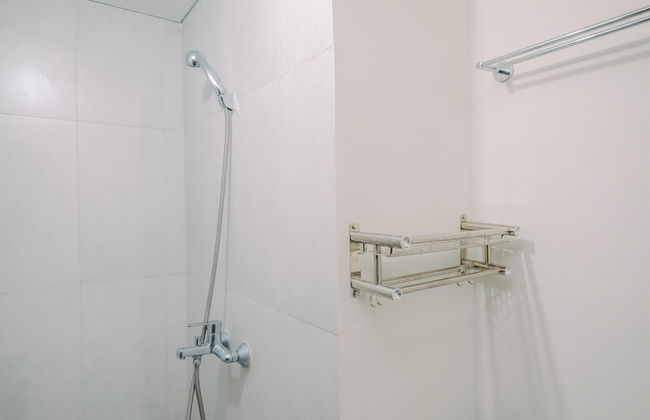 Modern Look 1BR at LRT City Sentul - Royal Sentul Park Apartment - Foto 15