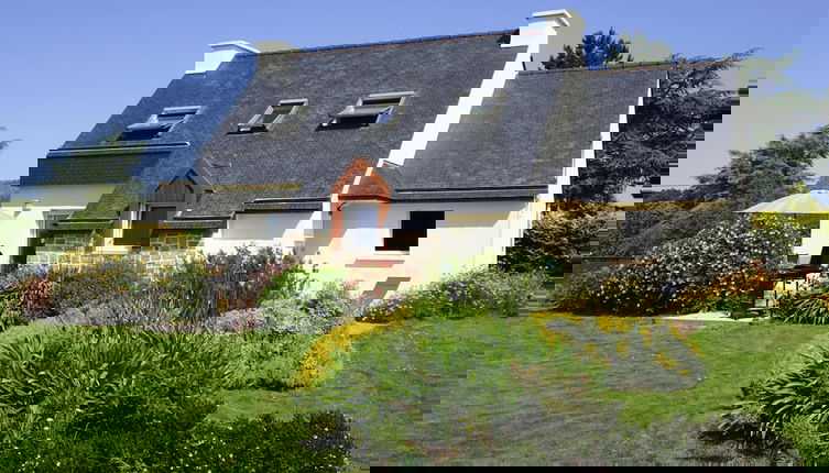 Foto 1 - Nice Holiday Home With Beautiful Garden, Paimpol