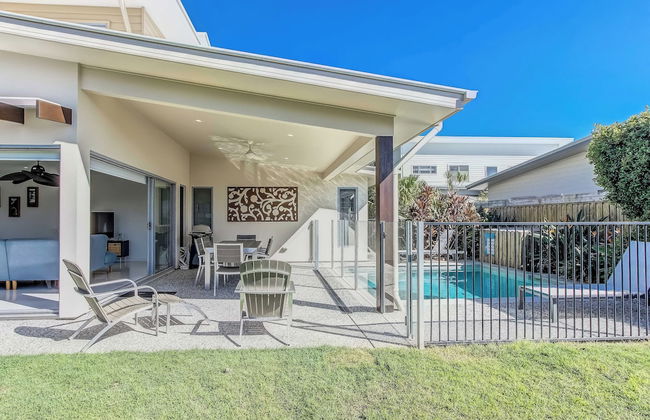 Coastal Charm on Casuarina Way - Foto 31