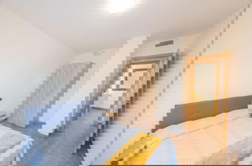 Foto 3 - Immaculate 3-bed Apartment in Estepona