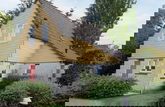 Foto 1 - Spacious Holiday Home With Sauna Near Beach