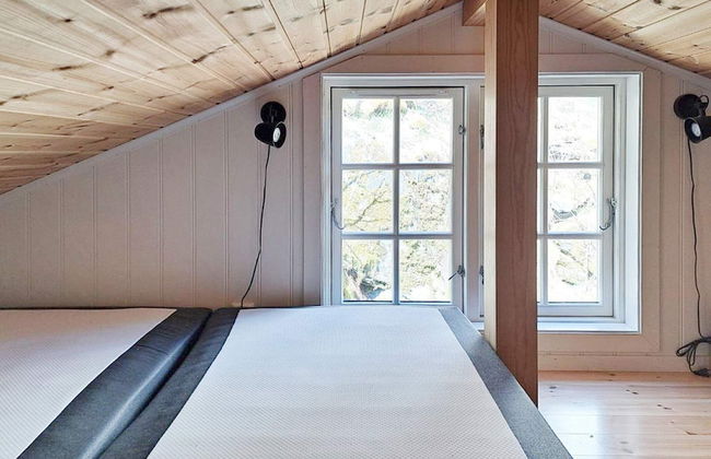 6 Person Holiday Home in Grimo - Photo 2