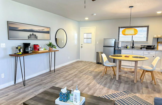 Vintage Gem in Prime Location Cozy 1BR Oasis - Foto 9