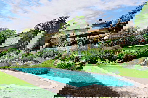 Foto 51 - Modern Holiday Home in Monte Santa Maria Tiberina