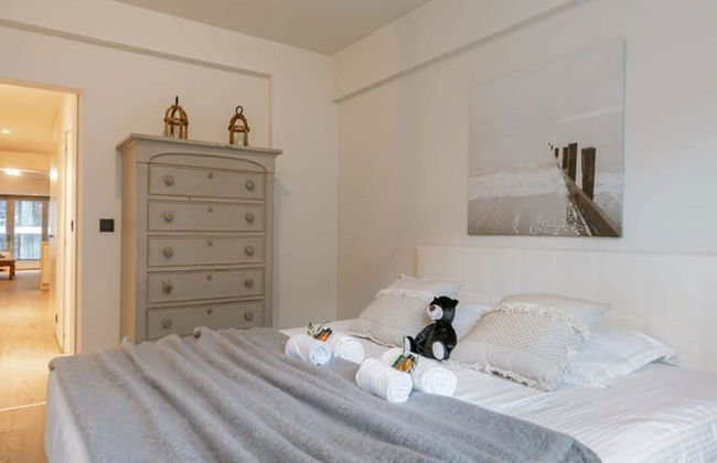 Modern 2 Bedroom in Centre of Knokke - Photo 12