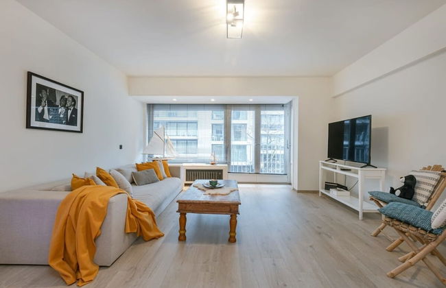 Modern 2 Bedroom in Centre of Knokke - Photo 19