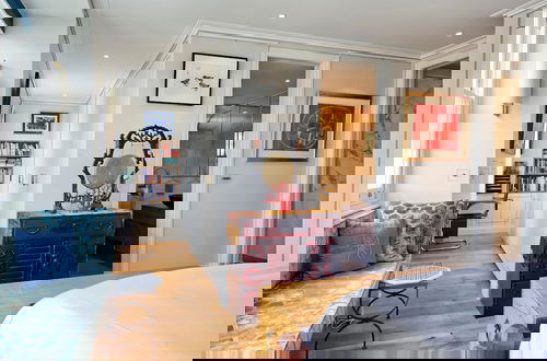 Photo 4 - Stunning and Unique 2 Bedroom Apartment in Little Venice West London