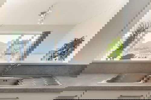 Foto 16 - Modern Apartment With sea View at Knokke-heist