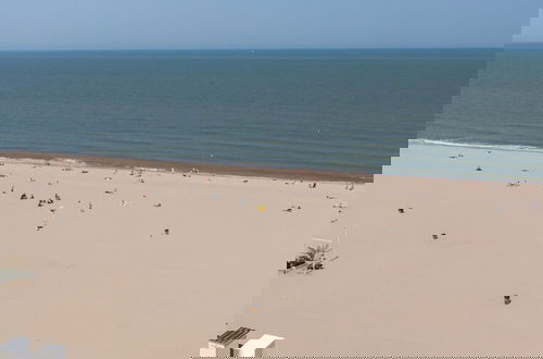 Foto 25 - Frontal Seaview Apartment in Ostend