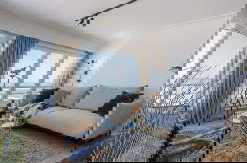 Foto 1 - Frontal Seaview Apartment in Ostend
