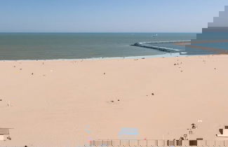 Foto 2 - Frontal Seaview Apartment in Ostend