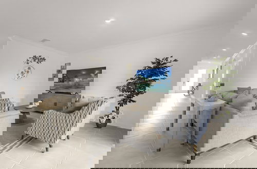 Foto 10 - Upstay - NEW Build at Championsgate With Pool Spa