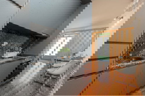 Foto 8 - Youropo - Stories 1T