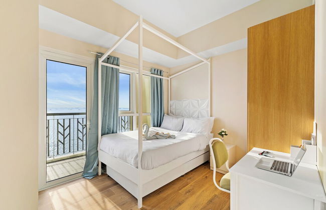 Bayshore Luxe by Prime - Photo 12