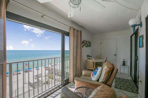 Photo 27 - Beachfront Condo With Sunroom Outdoor Pool