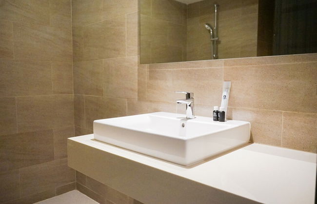 Studio Apartment With Sofa At Carstensz Residence - Foto 8