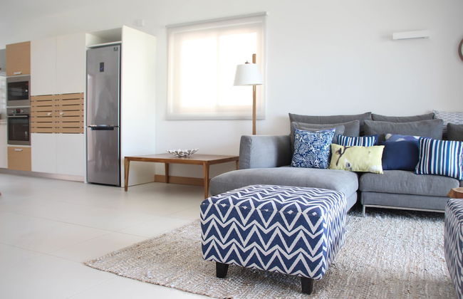 Latitude Luxury Seafront Apartments - Foto 26