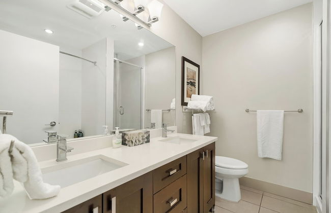 Harmony Haven 2BR Lakefront Suite - Foto 44