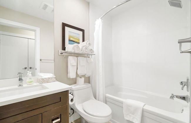 Harmony Haven 2BR Lakefront Suite - Foto 46