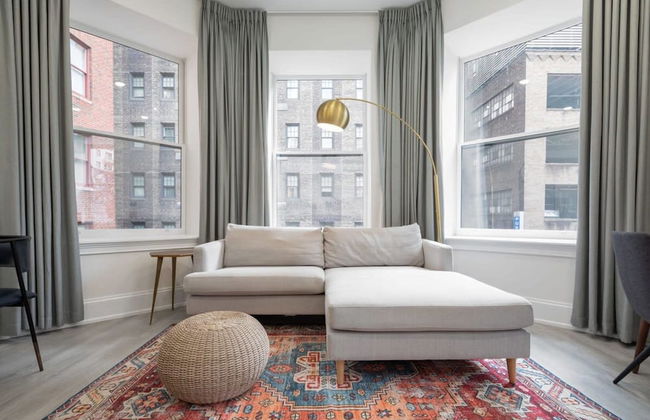 Sosuite Bay Window 1BR Apt w W/d, Desk - Foto 1