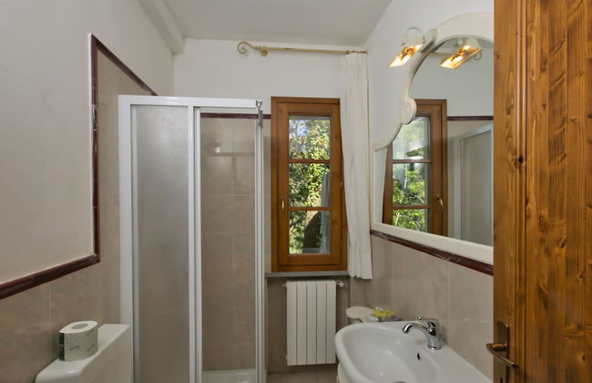Casa Vacanze a Sassetta con Giardino - Foto 13