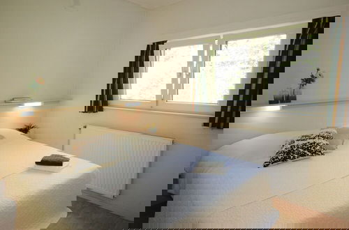 Foto 4 - Spacious Chalet With two Bathrooms, in Nature