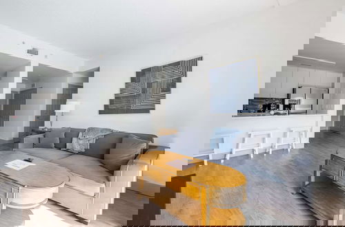 Foto 71 - Luxury Central Apartment with Gym