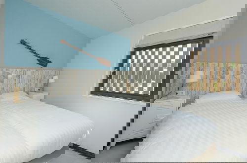 Foto 3 - Comfortable Lodge With Dishwasher, in Bloemendaal