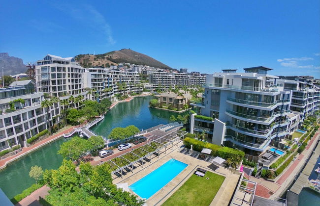 Canal View Two Bedroom Luxury Apartment - 610 - Foto 15