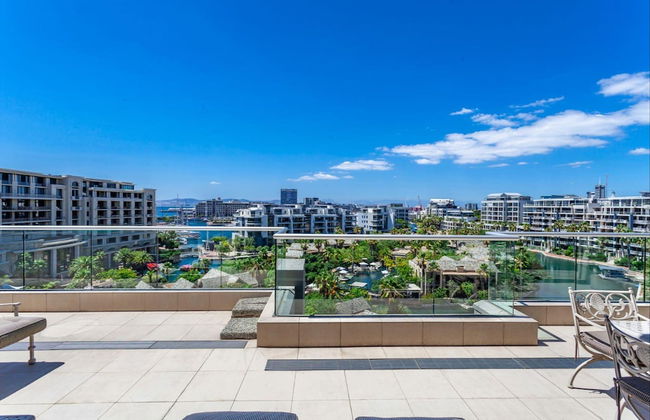 Waterfront Deluxe One Bedroom Apartment - 503 - Foto 12