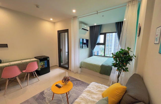 SURIHOME- Vinhomes Grand Park Apartments - Photo 14