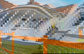 Foto 1 - Trendy Historical Home Near Downtown Attractions