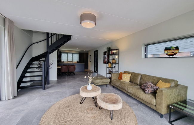 Luxurious Detached Water Villa With Jetty - Foto 74