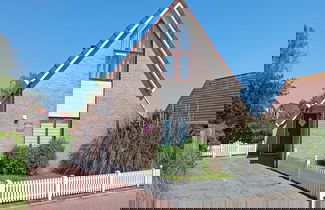 Foto 1 - Appealing Bungalow With Garden