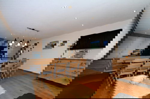 Foto 16 - High-quality Holiday Apartment in Oberkrimml Near Waterfalls