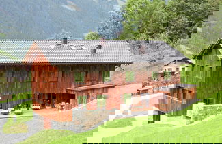 Foto 1 - Grand Apartment in Mayrhofen With Infrared Sauna & Artistic Interiors