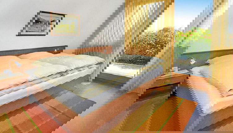 Foto 1 - Apartment in Schlanders With Terrace