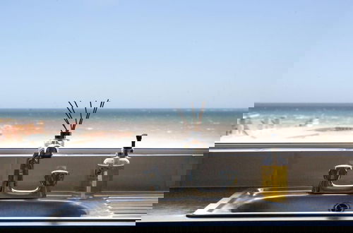 Foto 3 - Stunning Sea View Penthouse 2 Bedroom 2 Bathroom