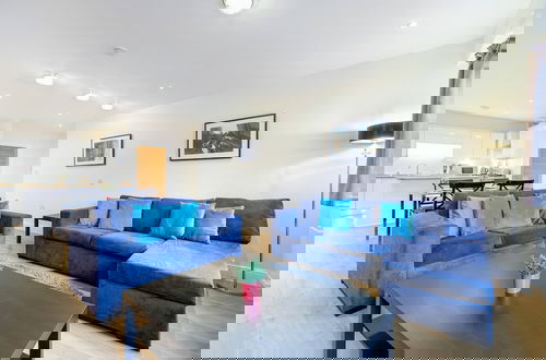 Foto 74 - Luxury 2 Bedroom Apartments with Parking
