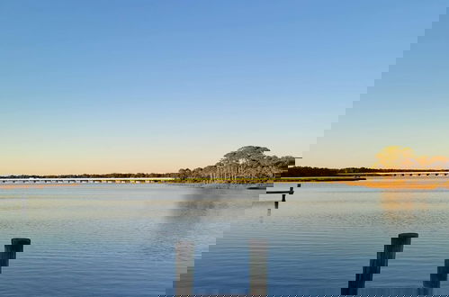 Foto 28 - Pinnacle Port A502 - Updated 3 Bedroom . Free Fun! Boat Ramp Access! Condo by RedAwning